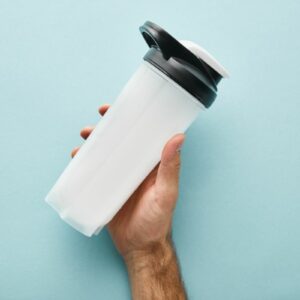 5 Known (and 5 Surprise) Benefits of Drinking Protein Shakes