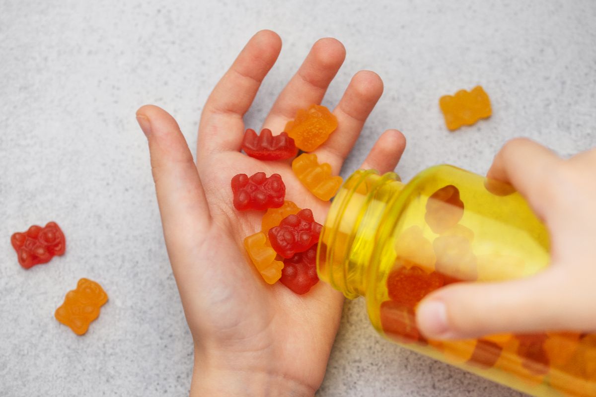 How to Choose the Right Vitamins for Kids and Teens